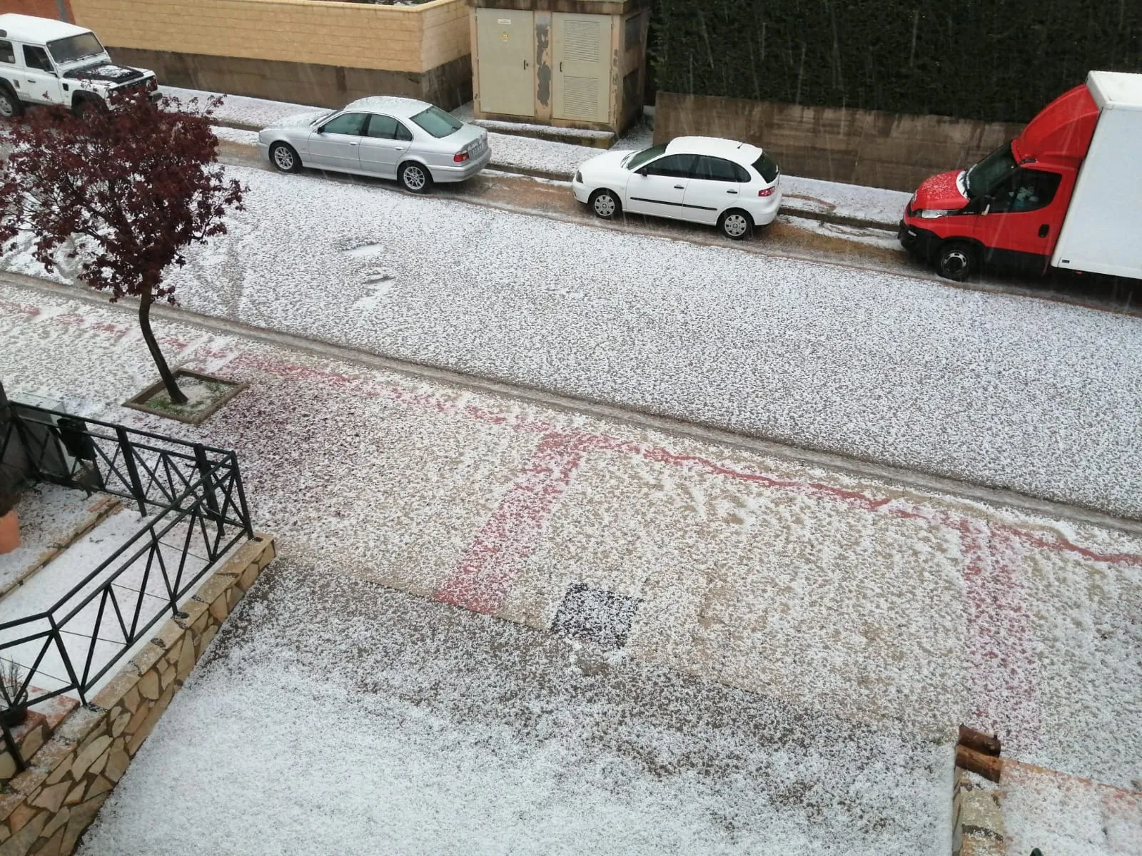Foto 2 - Una tormenta anega el centro de Soria y deja blanco Camaretas