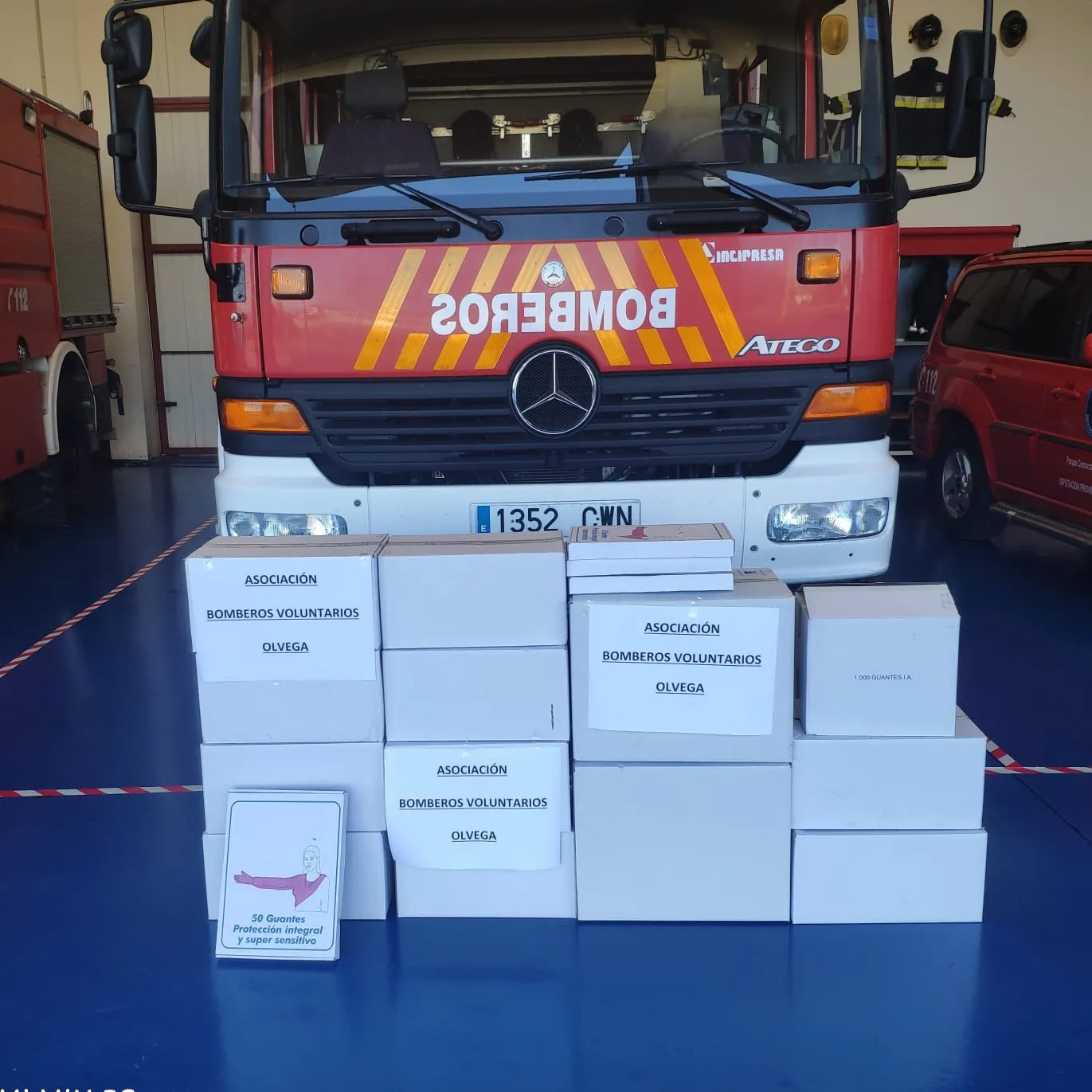 Material donado por la asociación de Bomberos de Ólvega.
