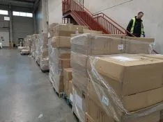 Desembarco del material sanitario. 