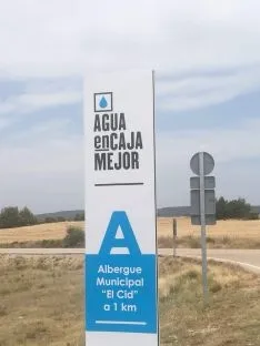 Foto 4 - Gormaz y Fontsoria reparten agua 'encajada' a hospitales de Soria y de Espa&ntilde;a