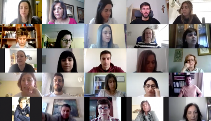 Una imagen del profesorado del centro en vídeoconferencia