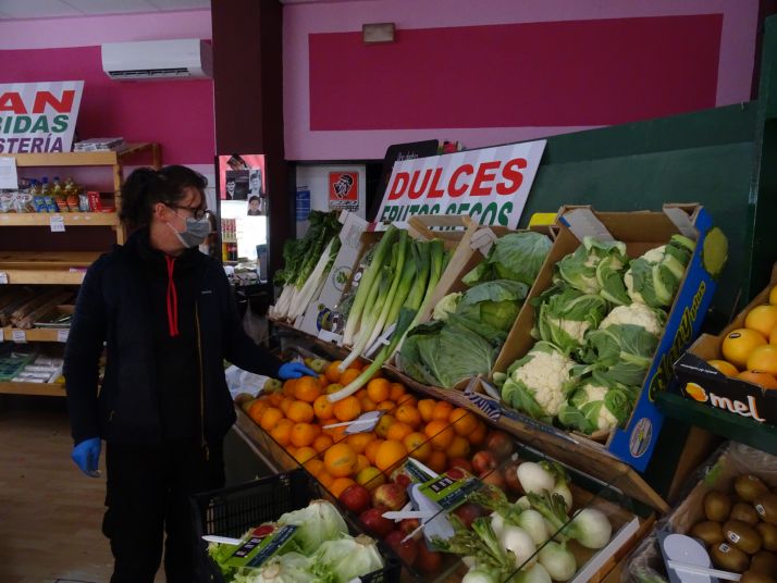 La Junta crea una guía con comercios que ofrecen reparto a domicilio 