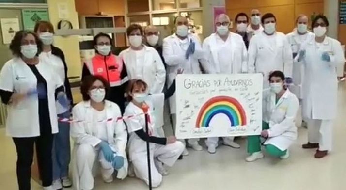 Profesionales que desarrollan su labor en el centro de salud ribereño. 