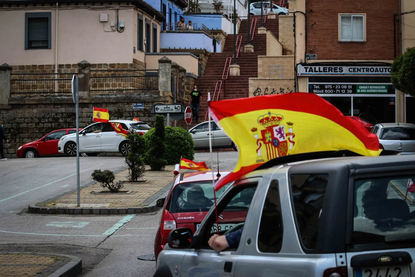 Foto 10 - En im&aacute;genes : Un centenar de veh&iacute;culos secunda en Soria la protesta de Vox contra S&aacute;nchez