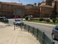 Foto 55 - Decenas de veh&iacute;culos, mucha bandera de Espa&ntilde;a y alg&uacute;n grito de &ldquo;fachas&rdquo; desde los balcones 