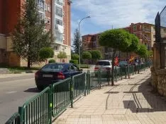 Foto 54 - Decenas de veh&iacute;culos, mucha bandera de Espa&ntilde;a y alg&uacute;n grito de &ldquo;fachas&rdquo; desde los balcones 