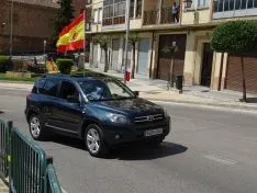 Foto 49 - Decenas de veh&iacute;culos, mucha bandera de Espa&ntilde;a y alg&uacute;n grito de &ldquo;fachas&rdquo; desde los balcones 