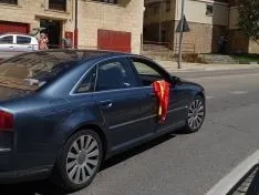 Foto 31 - Decenas de veh&iacute;culos, mucha bandera de Espa&ntilde;a y alg&uacute;n grito de &ldquo;fachas&rdquo; desde los balcones 