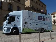 Presentación del nuevo Bibliobús de la Diputación.