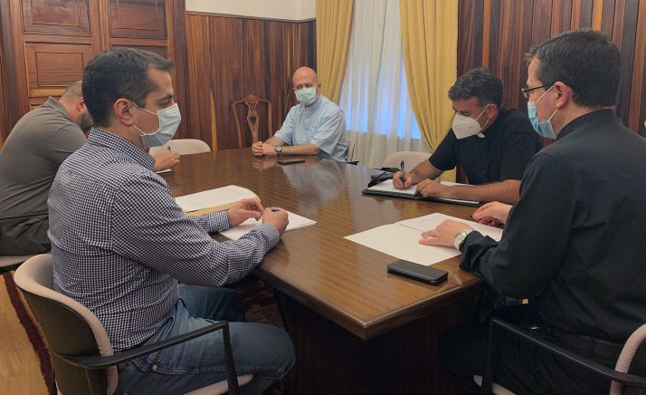 Primera reunión de los gestores del fondo diocesano. /DOS