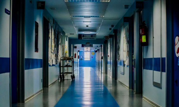 De los 127 pacientes ingresados en hospitales, 27 padecen el virus 