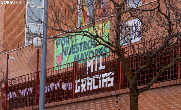 Mensaje de aliento en uno de los muros de la residencia. /Viksar Fotografía