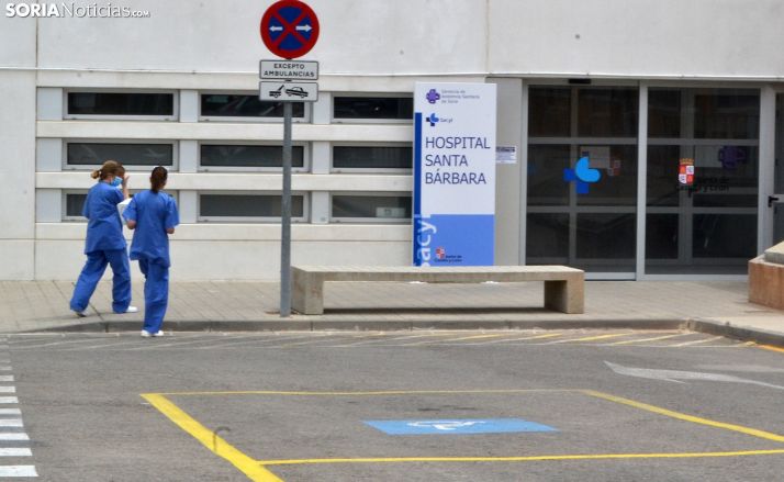 Una imagen de la entrada principal del Santa Bárbara este fin de semana. /SN