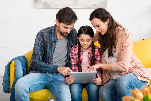 ‘Sé Genial en Internet’ trata de enseñar a los niños buenos hábitos en el entorno digital 
