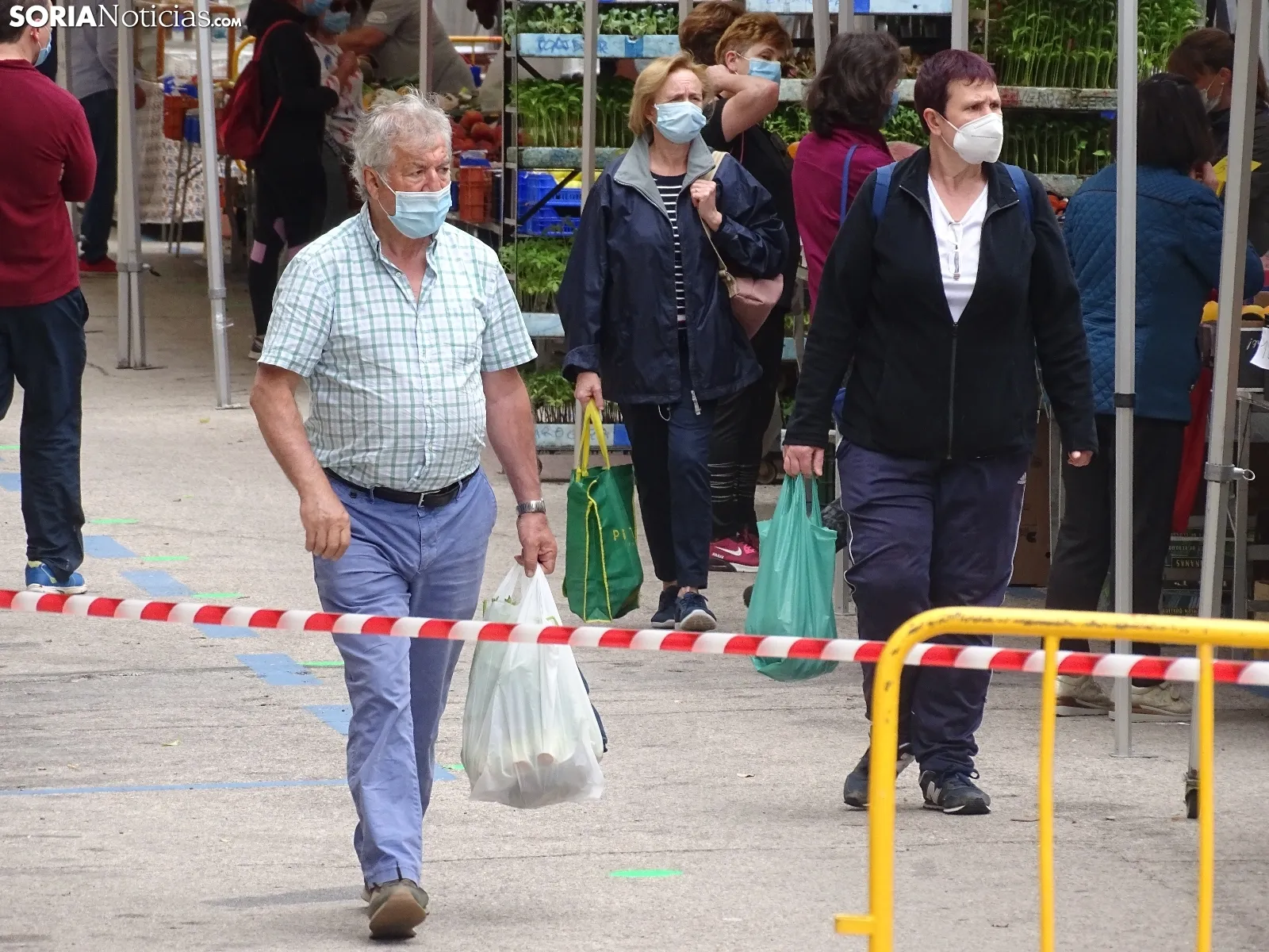 Una imagen de la reapertura del mercadillo este jueves. /SN