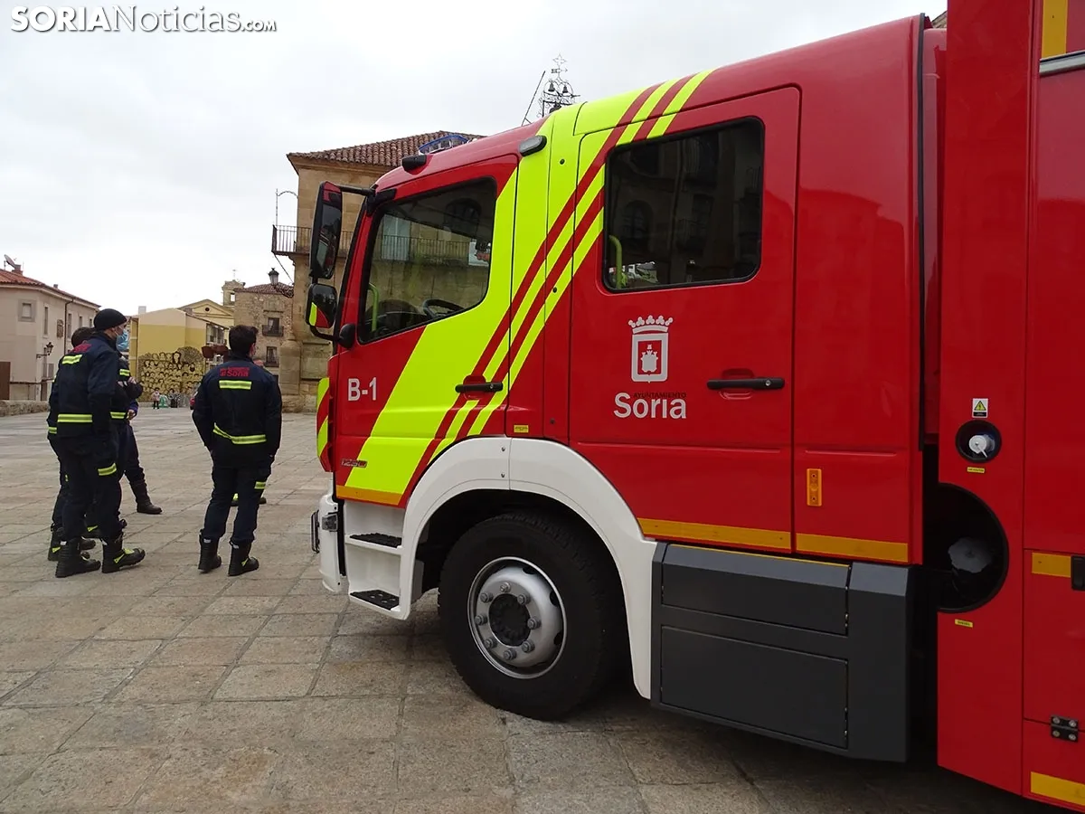 Nuevo camión de bomberos de Soria.