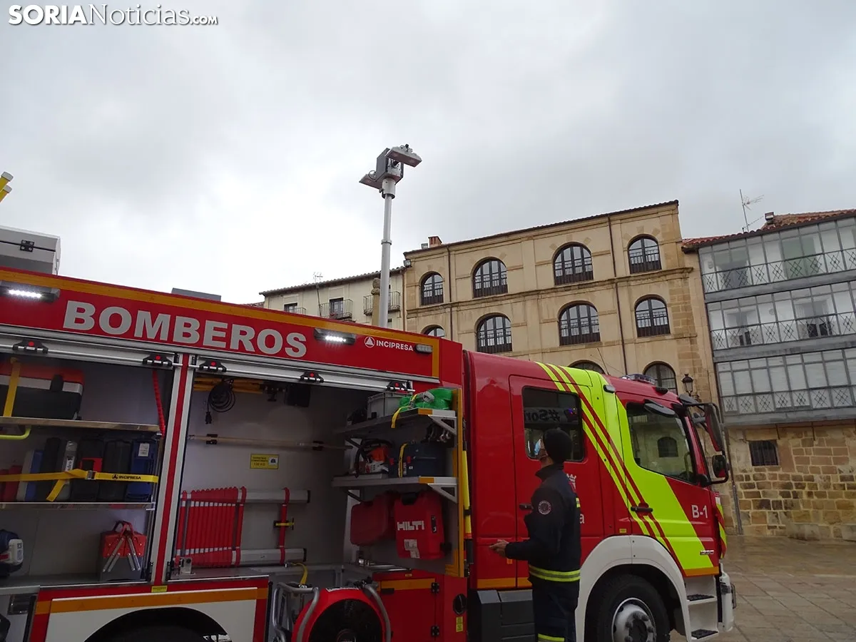 Nuevo camión de bomberos de Soria.