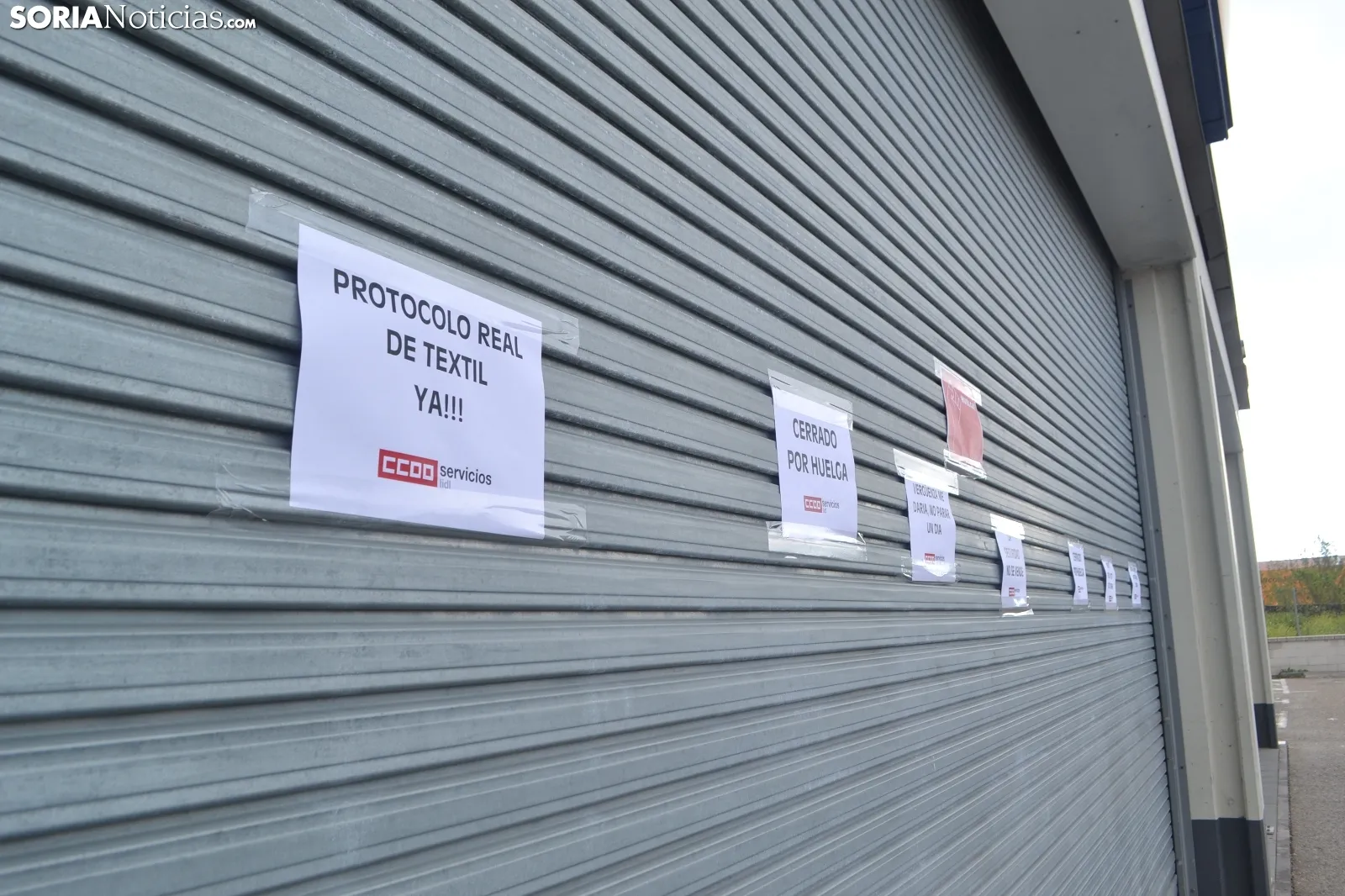 Una imagen del supermercado, cerrado, este jueves. /SN