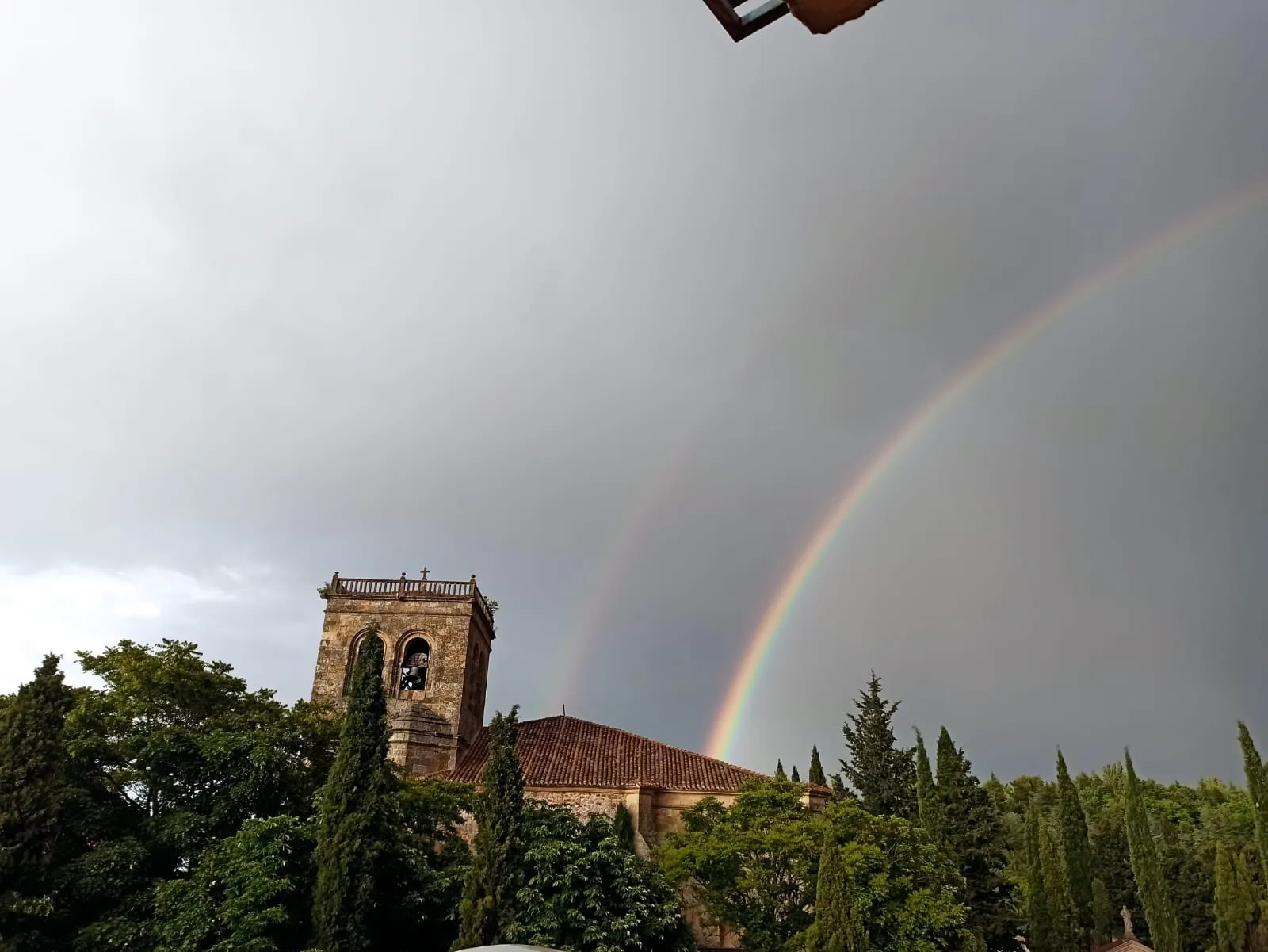 Foto 10 - Fotos: Los arco&iacute;ris recorren la provincia de Soria dejando espectaculares im&aacute;genes
