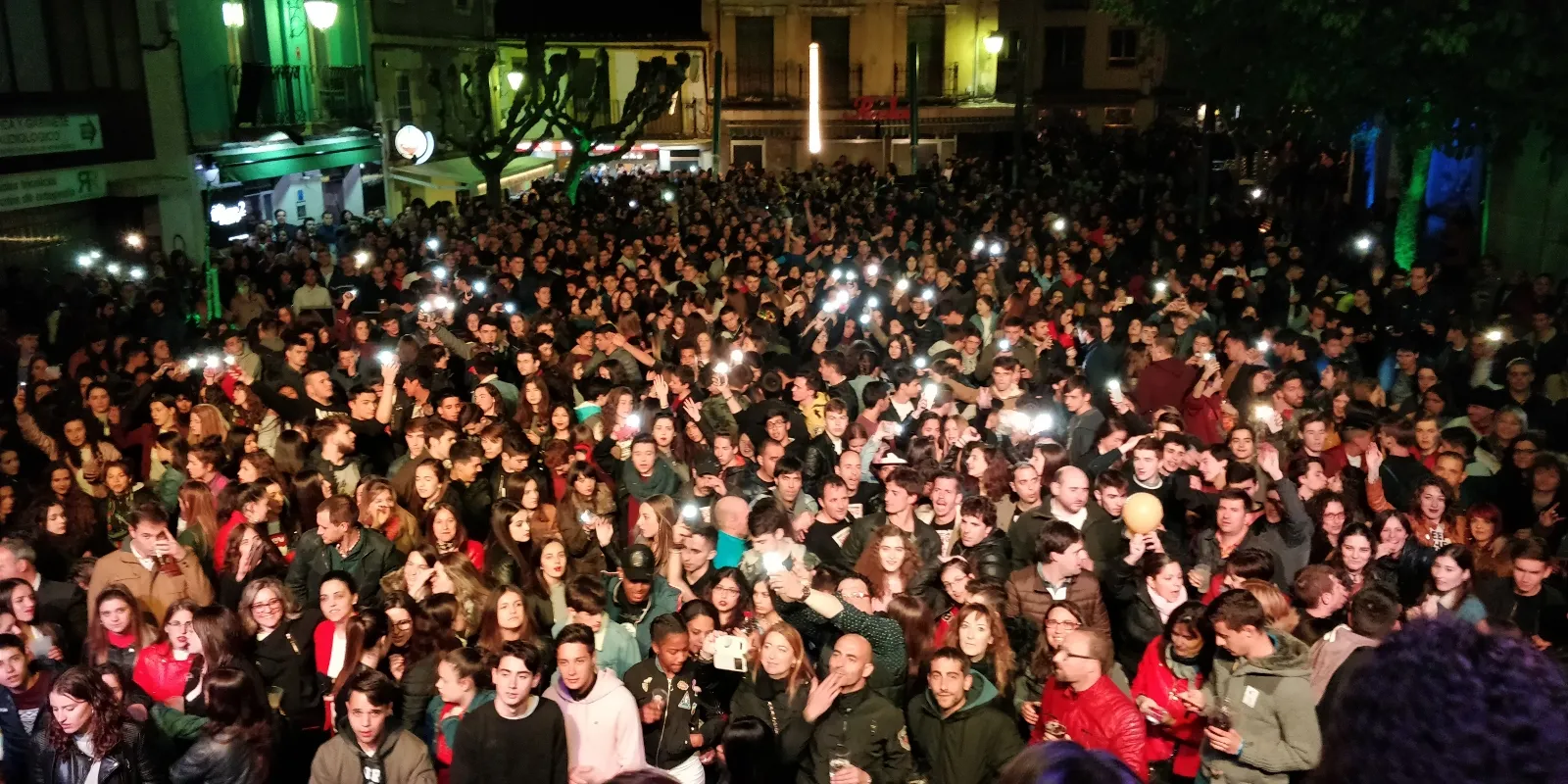 Foto 2 - Prohibidas las fiestas, organizadas o espont&aacute;neas, en Castilla y Le&oacute;n durante todo el a&ntilde;o