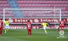 Foto 3 - El C&aacute;diz gana en Soria y acerca peligrosamente al Numancia al descenso