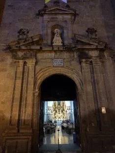Foto 13 - El Rosario de Cristal inicia la novena a la Virgen de los Milagros