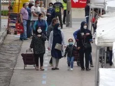 Una imagen de la reapertura del mercadillo este jueves. /SN