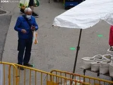 Una imagen de la reapertura del mercadillo este jueves. /SN