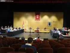 Primer pleno presencia poscovid en el Ayuntamiento de Soria.