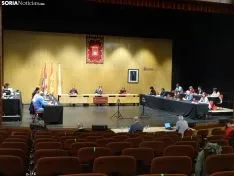 Primer pleno presencia poscovid en el Ayuntamiento de Soria.