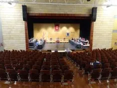 Primer pleno presencia poscovid en el Ayuntamiento de Soria.