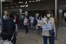 Una imagen de la concentración de este sábado en la sede de la Junta en Soria. /SN