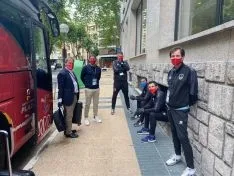 Varios empleados del Numancia en el hotel de concentración. C.D. Numancia