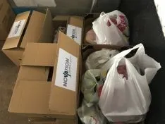 Foto 3 - Una empresa arcobrigense dona alimentos para beneficiar a 20 familias 