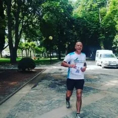 Macari durante el reto.