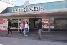 Los sorianos abarrotan el Centro Comercial en su apertura.