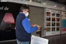 Los sorianos abarrotan el Centro Comercial en su apertura.