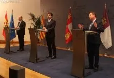 Una imagen de la reunión de presidentes este viernes. /SN