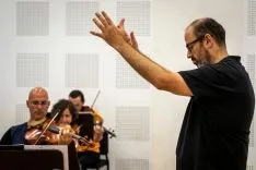 Un ensayo del Ensemble. /Oscyl