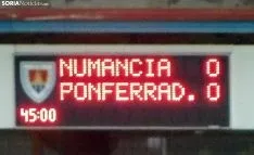 Marcador tras la primera parte. /SN