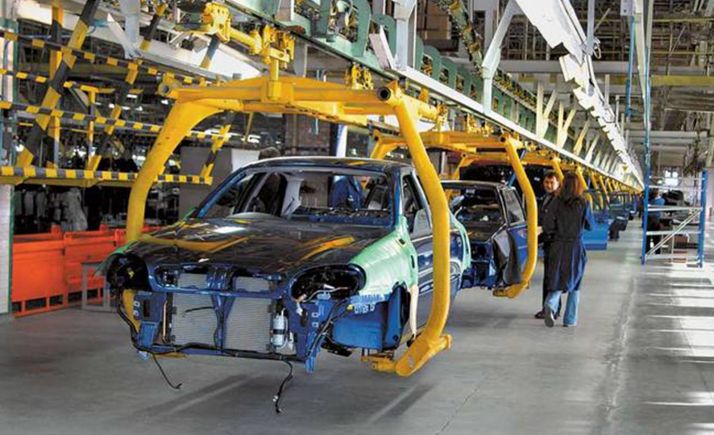 CyL plantea en Bruselas ayudas a la automoción y un fondo de transición justa para las regiones europeas cuyas economías dependen del sector