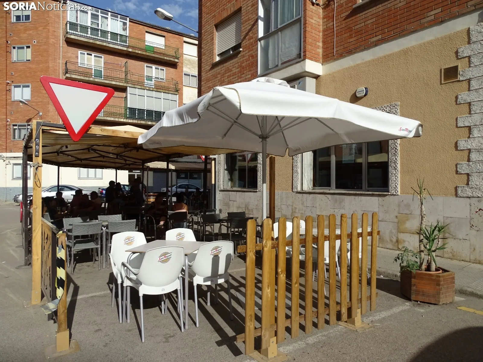Foto 2 - Almuerzos, verm&uacute; y tapas: una cita con el Esku's