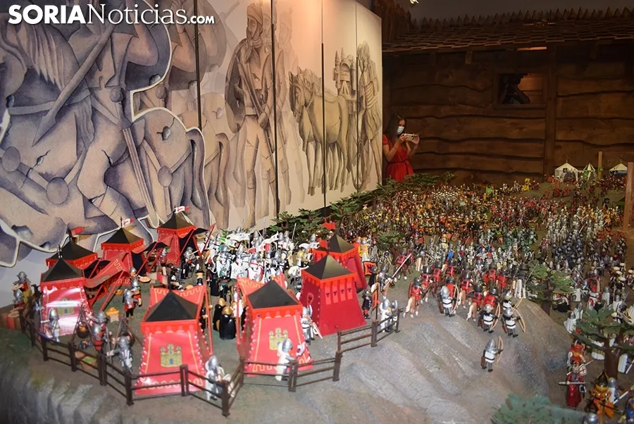 Foto 9 - Un reto veraniego: descubrir los mu&ntilde;ecos intrusos que hay en la exposici&oacute;n de playmobil 'La batalla de las Navas de Tolosa' de Garray