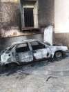 Foto 2 - Una coche queda calcinado por un incendio en la vecina localidad zaragozana de Pomer