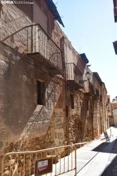 Foto 3 - As&iacute; ha quedado el n&uacute;mero 40 de la calle Zapater&iacute;a de Soria