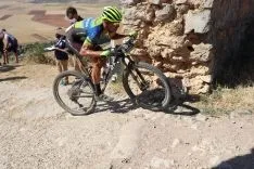 Foto 7 - David Valero y Sergio Mantec&oacute;n ganan en El Burgo de Osma en la Colina Triste UCI 2020