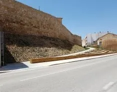 Lienzo de muralla, recuperado recientemente.