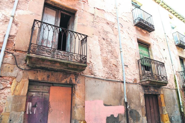 El PP insiste en actuar sobre los edificios ruinosos de la capital