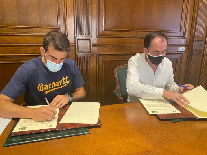 La Diputación apoya con 6.000 euros la labor del Club Pelota Urbión