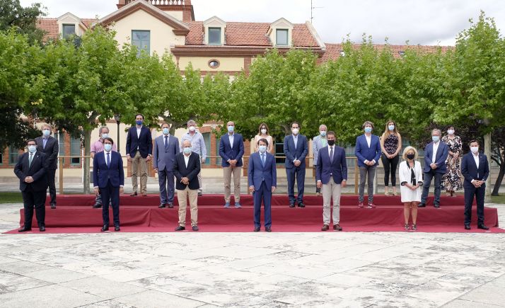 Asistentes a la reunión de alcaldes este martes. /Jta.